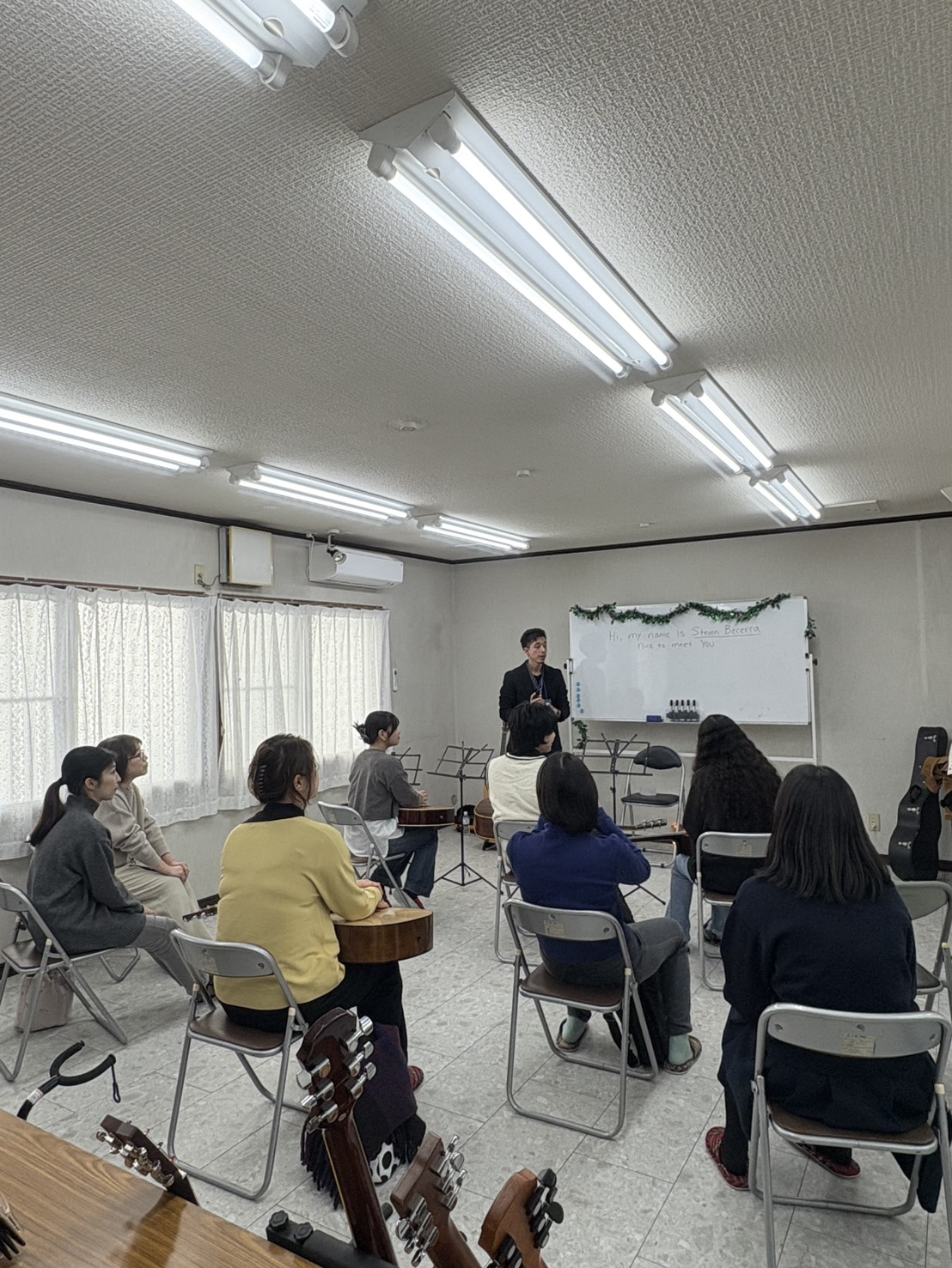 布施駅 レッスン｜ギター・バイオリン・英語・スペイン語
